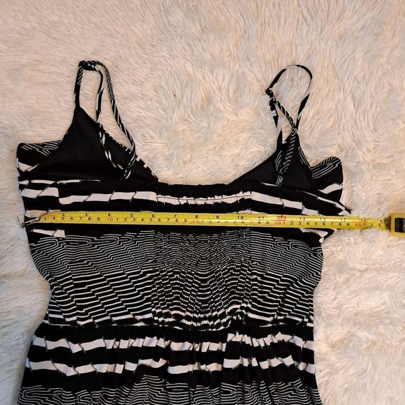 Betsey Johnson Maxi Dress - Picture 4 of 5